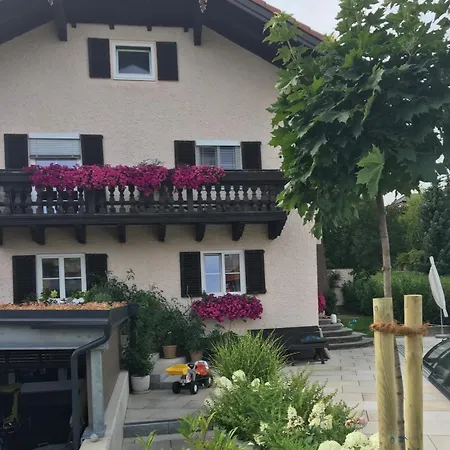 Isabella Henndorf am Wallersee